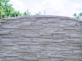 Betónový plot - Dekor Bridlica s oblúkom detail